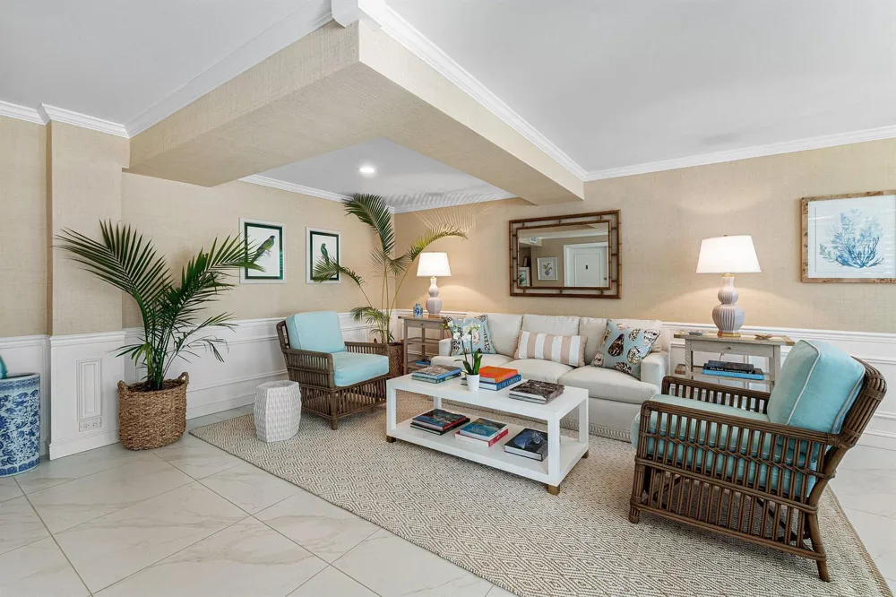 223 Atlantic Avenue #2B Palm Beach, FL 33480