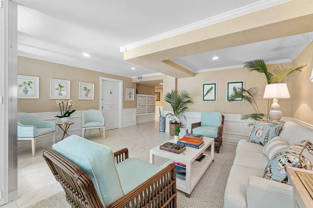 223 Atlantic Avenue #2B Palm Beach, FL 33480