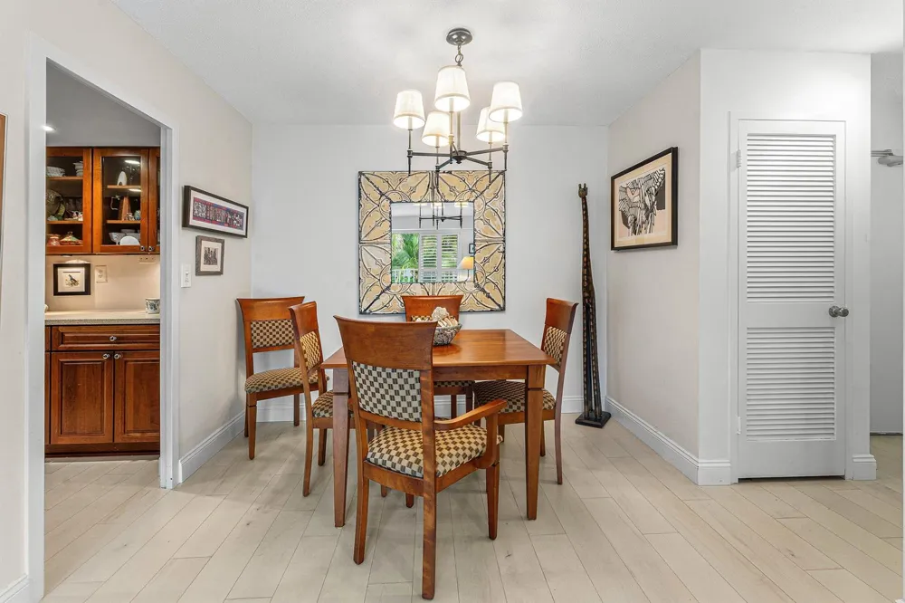 223 Atlantic Avenue #2B Palm Beach, FL 33480