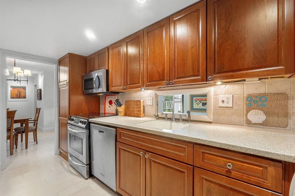 223 Atlantic Avenue #2B Palm Beach, FL 33480
