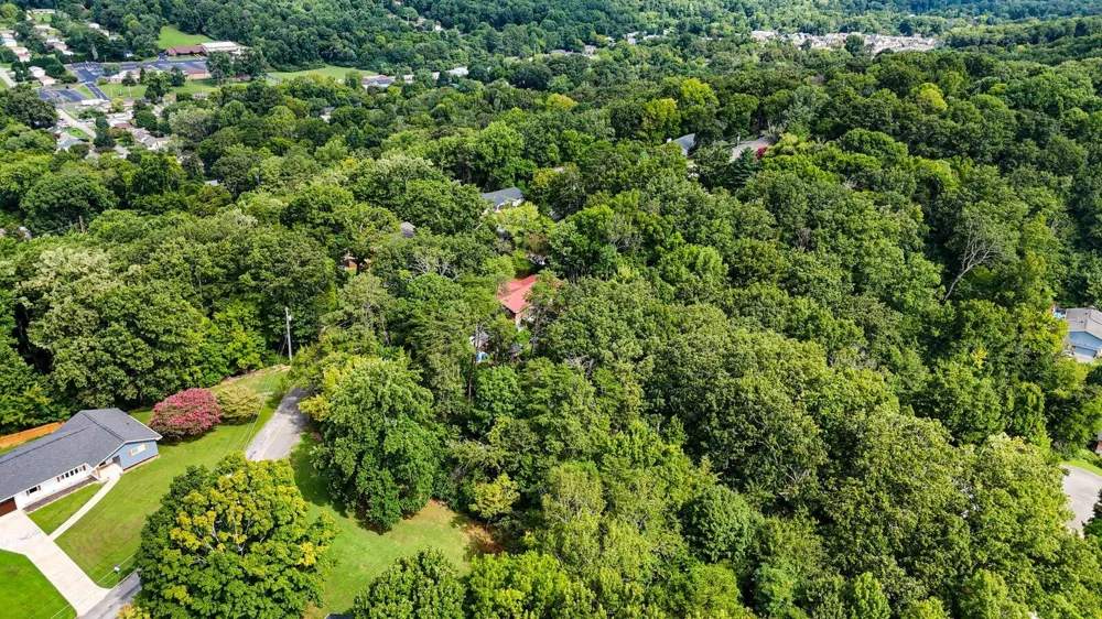 5064 Hunter Trail Hixson, TN 37343