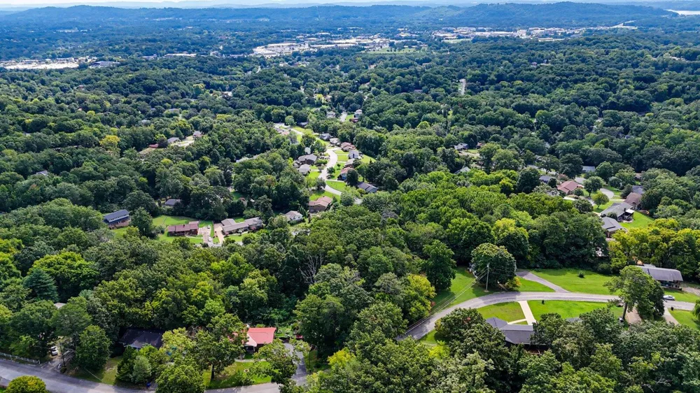 5064 Hunter Trail Hixson, TN 37343