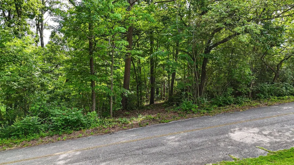 5064 Hunter Trail Hixson, TN 37343