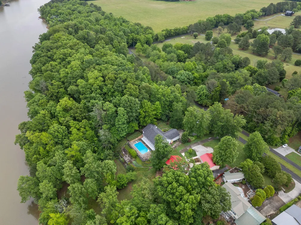 719 Lakehaven Circle Decatur, TN 37322