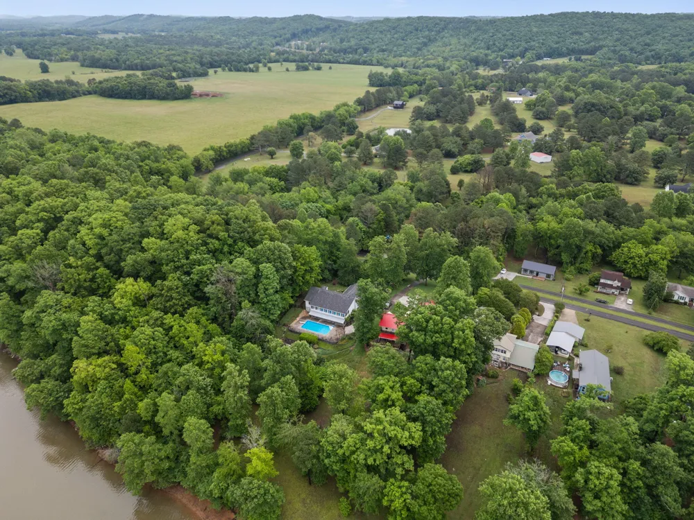 719 Lakehaven Circle Decatur, TN 37322