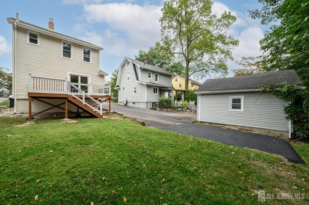 58 Yantecaw Avenue Bloomfield, NJ 07003