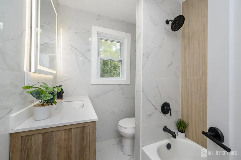 58 Yantecaw Avenue Bloomfield, NJ 07003