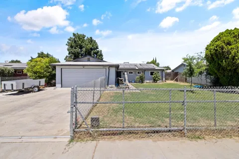 4212 W Whitendale