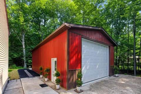 5016 Airport Road