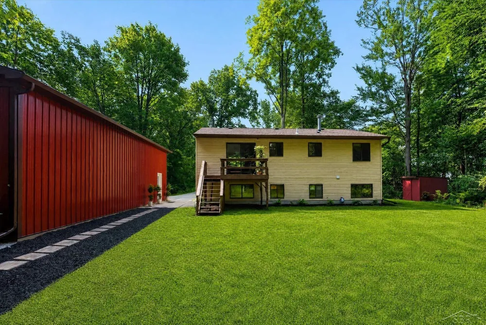 5016 Airport Road Midland City, MI 48642