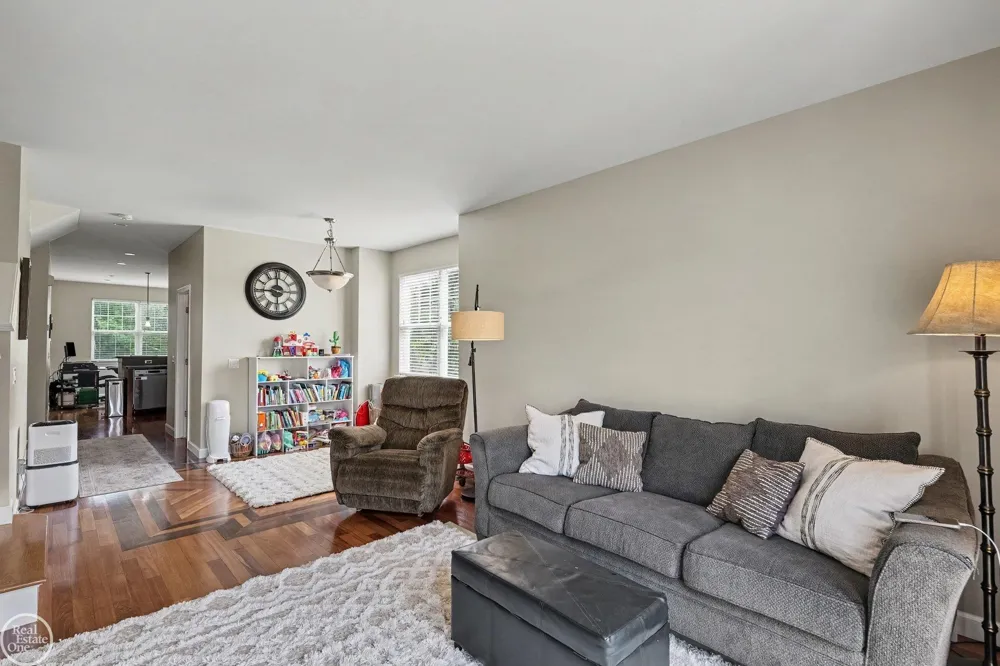 228 WRIGHT STREET Wixom City, MI 48393