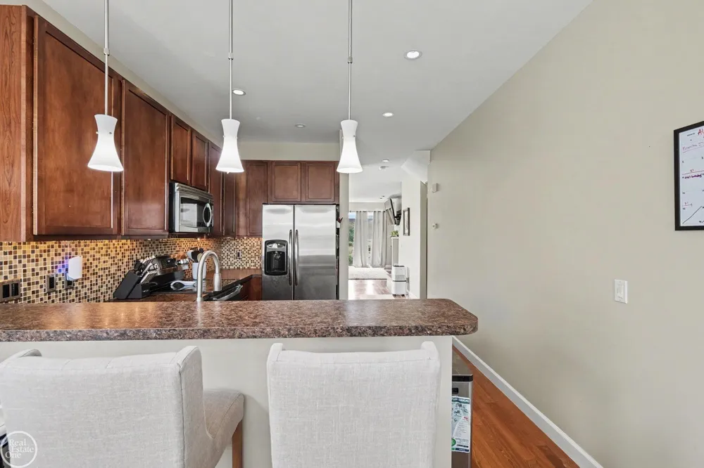 228 WRIGHT STREET Wixom City, MI 48393