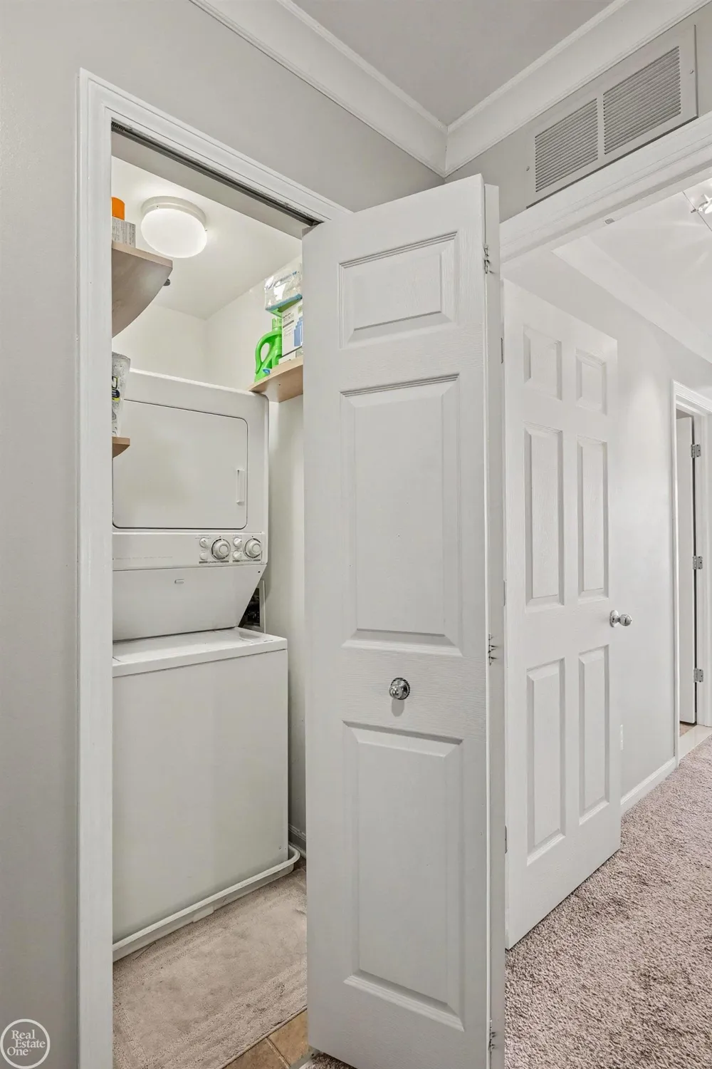 228 WRIGHT STREET Wixom City, MI 48393
