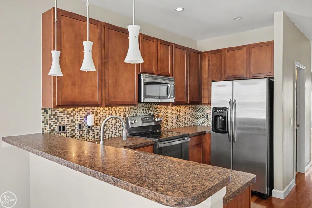 228 WRIGHT STREET Wixom City, MI 48393