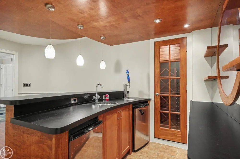228 WRIGHT STREET Wixom City, MI 48393