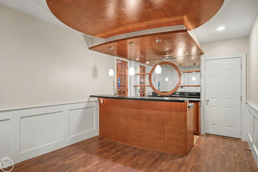 228 WRIGHT STREET Wixom City, MI 48393