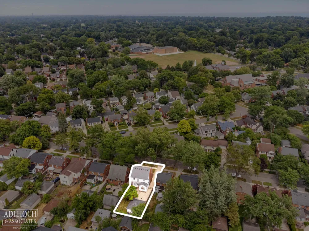 423 Moran Road Grosse Pointe Farms City, MI 48236