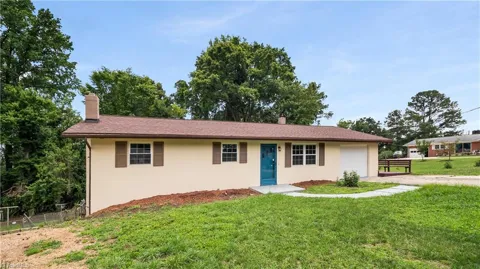 1533 Pecan Drive