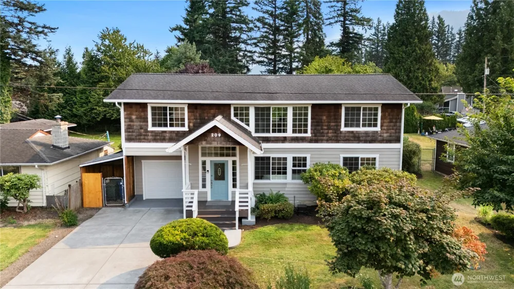 209 NE 6th Street North Bend, WA 98045