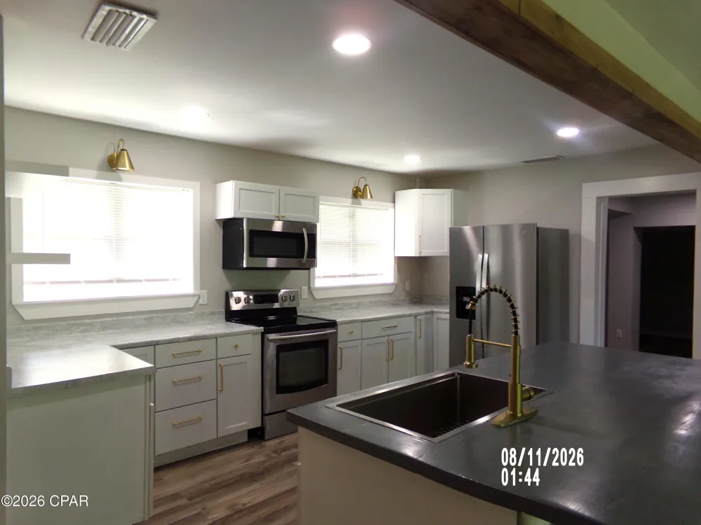 6530 Dahlia Drive Panama City, FL 32404