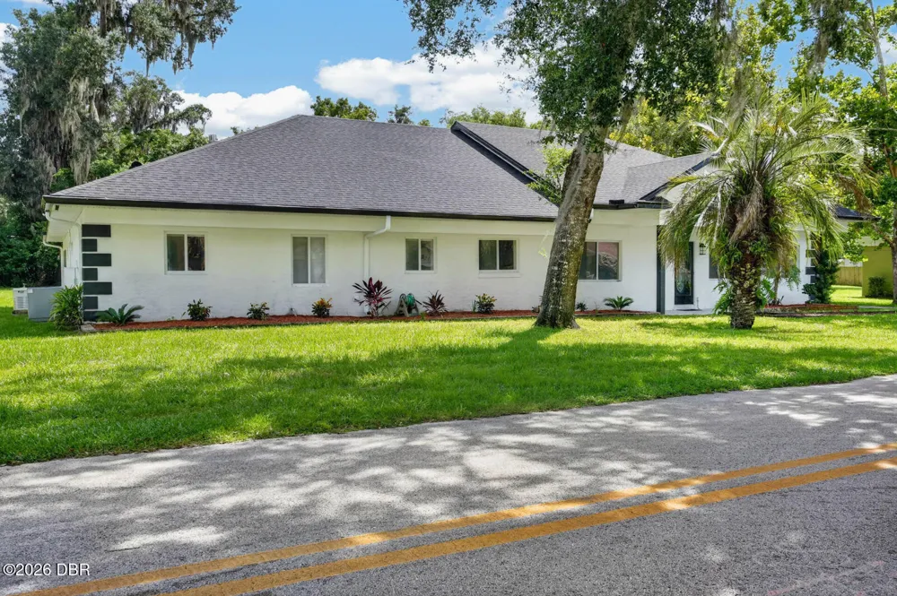 730 W University Avenue Deland, FL 32720