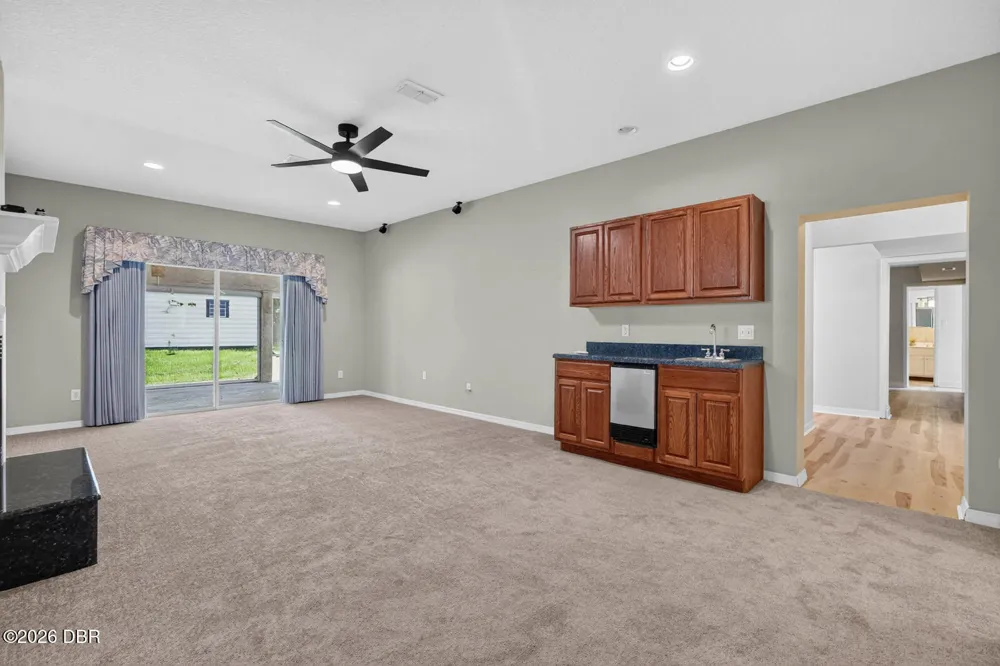 730 W University Avenue Deland, FL 32720
