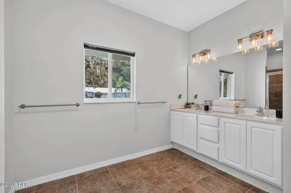 730 W University Avenue Deland, FL 32720