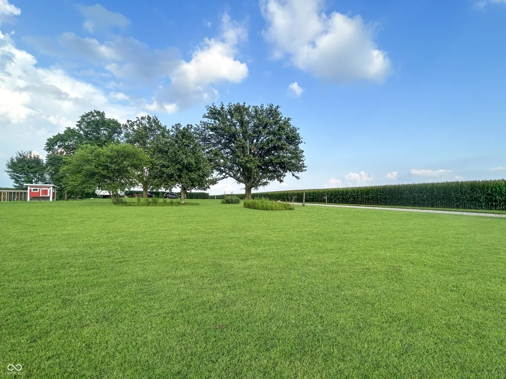 10544 E 900 Colfax, IN 46035