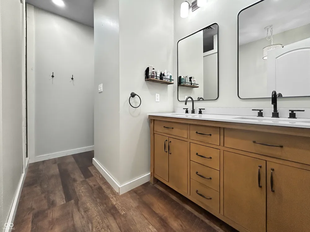 10544 E 900 Colfax, IN 46035