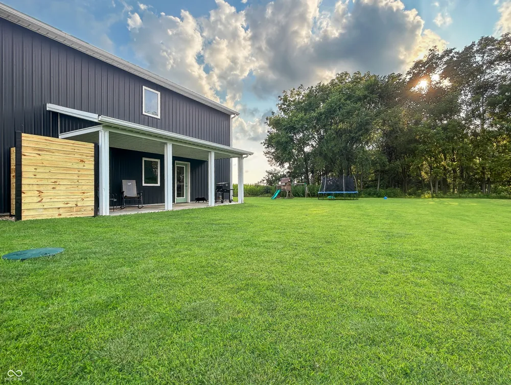 10544 E 900 Colfax, IN 46035