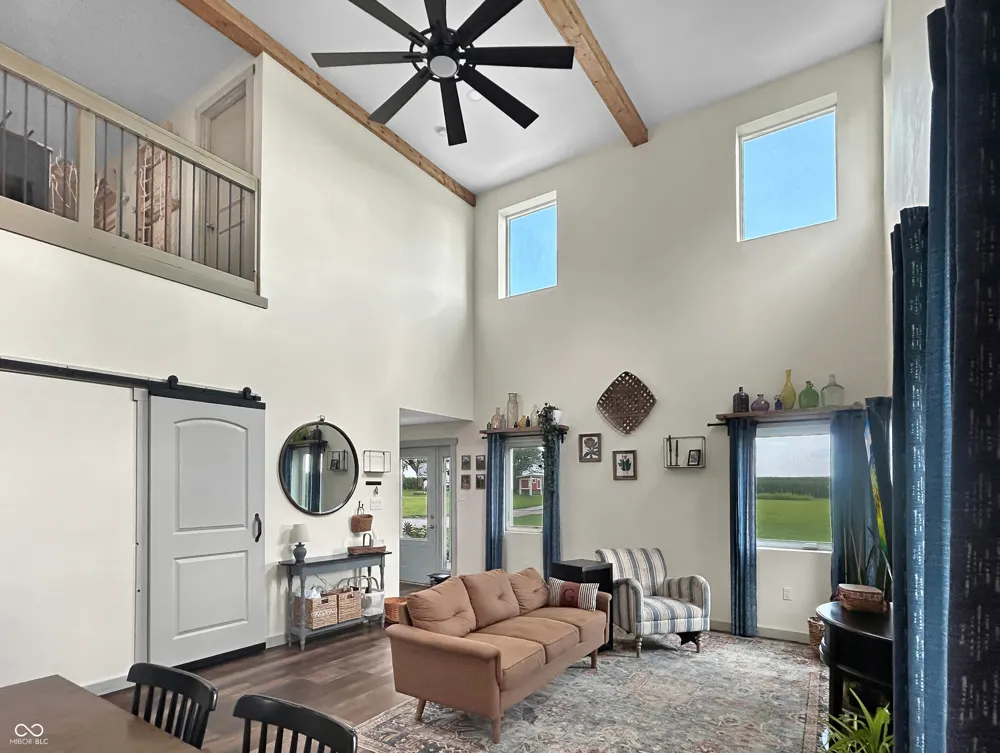 10544 E 900 Colfax, IN 46035