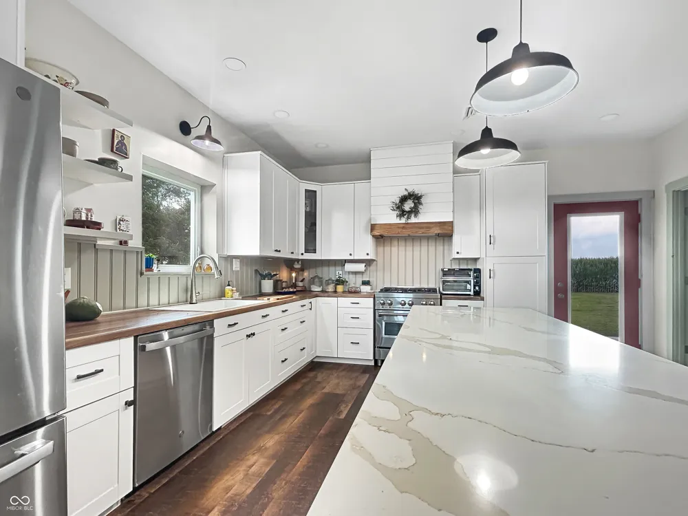 10544 E 900 Colfax, IN 46035