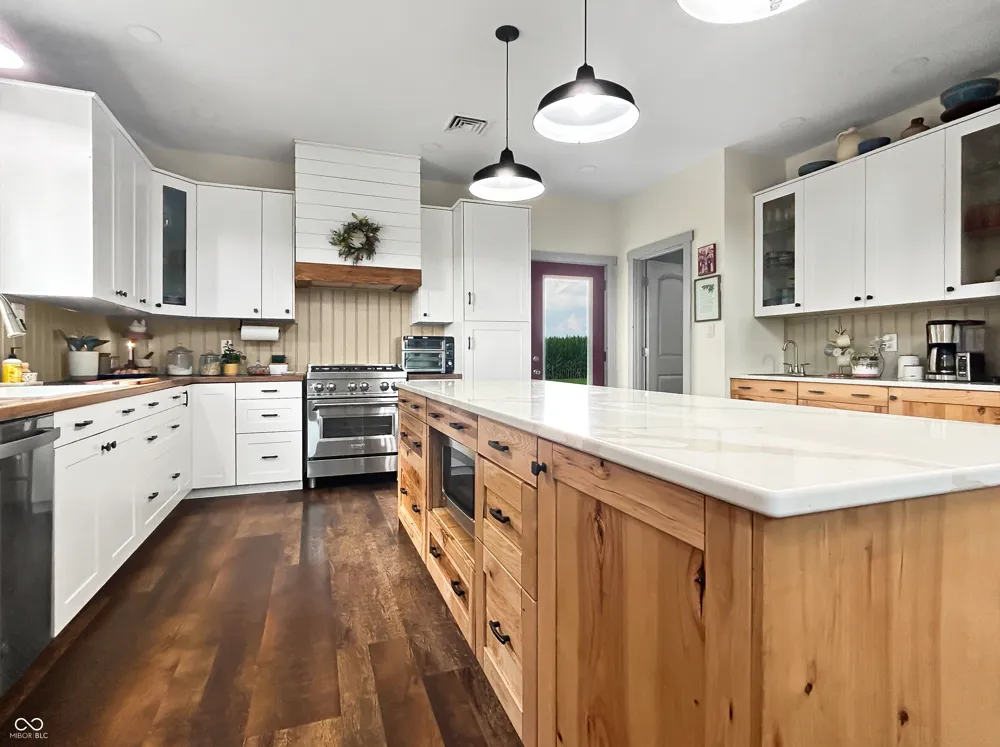 10544 E 900 Colfax, IN 46035