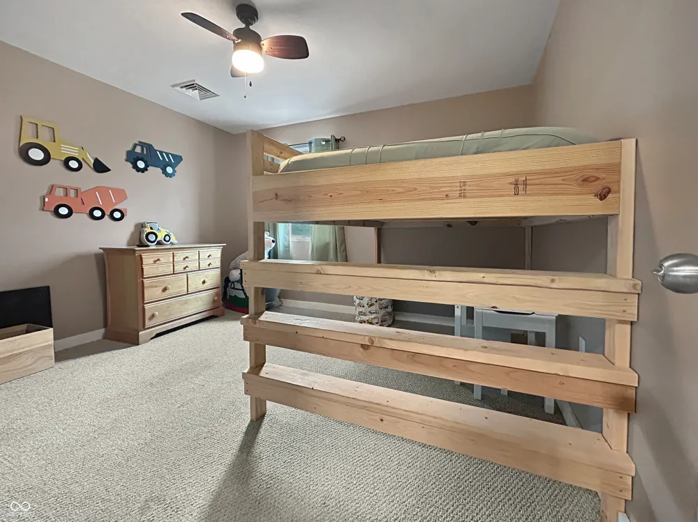 10544 E 900 Colfax, IN 46035