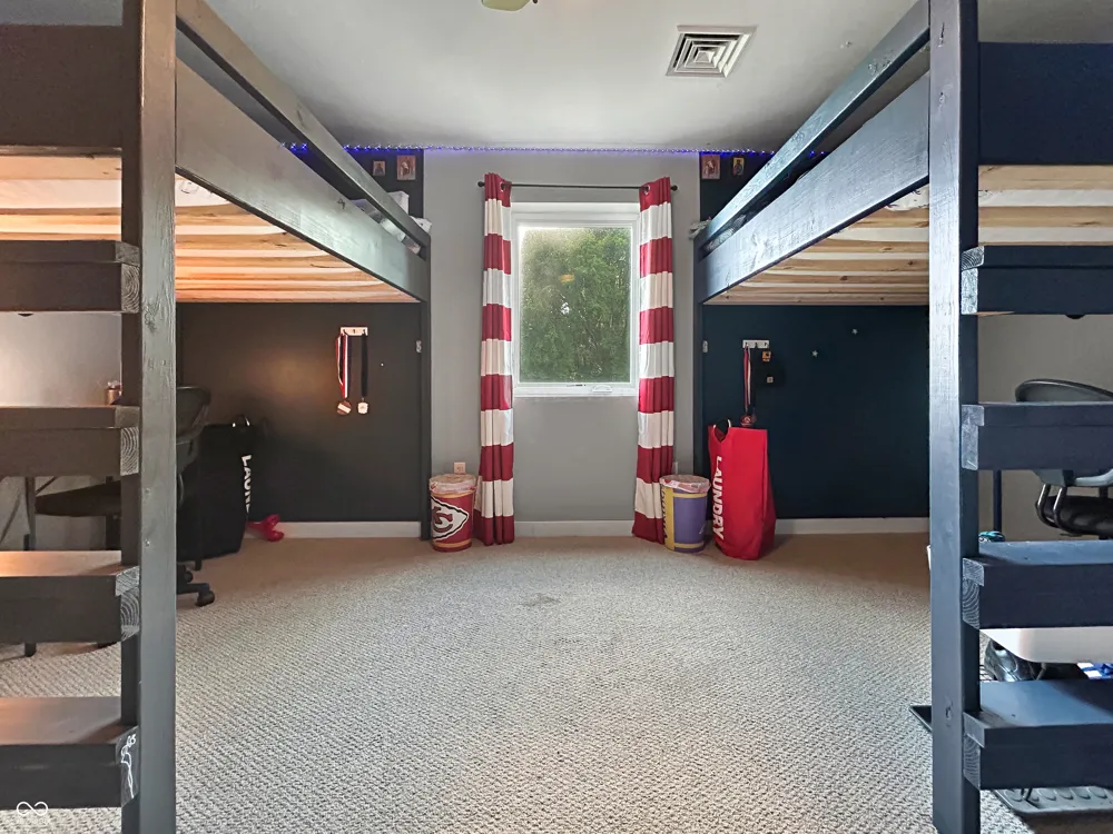10544 E 900 Colfax, IN 46035