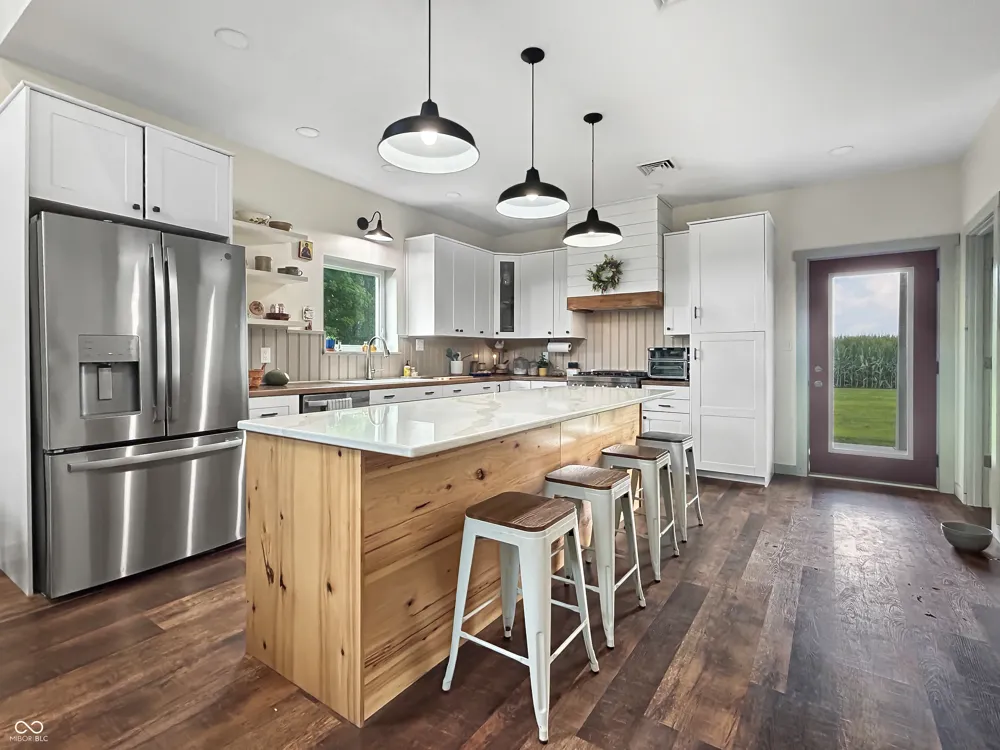 10544 E 900 Colfax, IN 46035