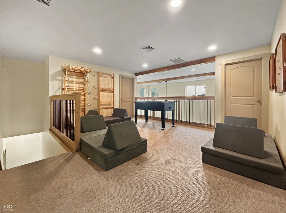 10544 E 900 Colfax, IN 46035