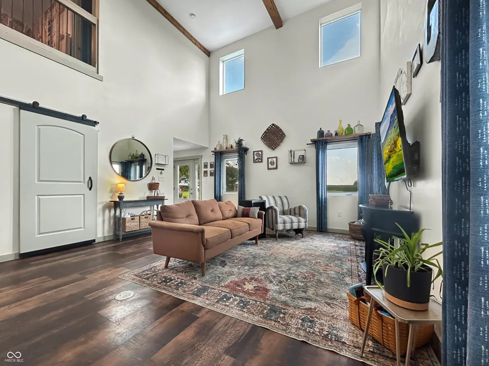 10544 E 900 Colfax, IN 46035