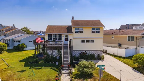205 Somerset Ln