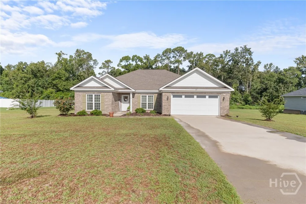221 Fallen Leaf Drive Brooklet, GA 30415