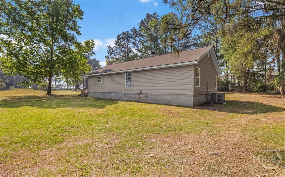 1595 Forest Island Drive Townsend, GA 31331