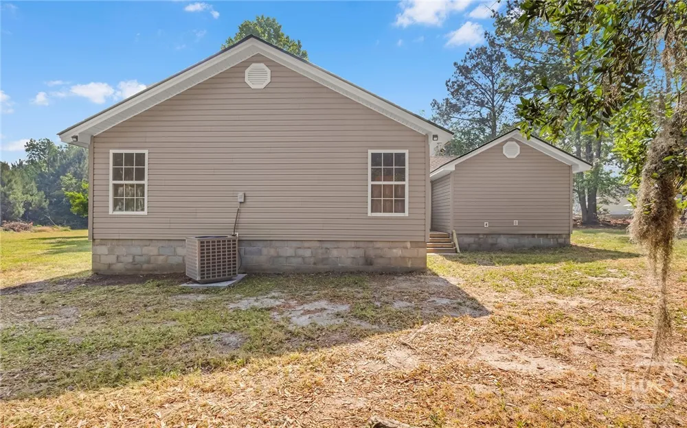 1595 Forest Island Drive Townsend, GA 31331