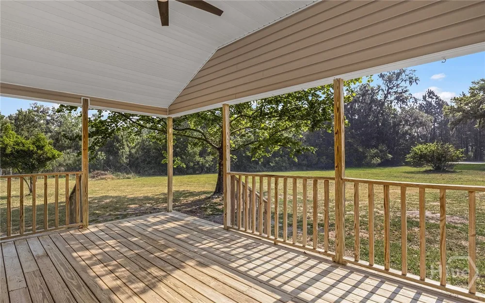 1595 Forest Island Drive Townsend, GA 31331