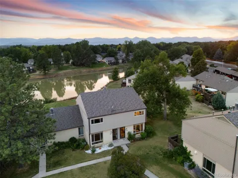 4416 W Pondview Drive