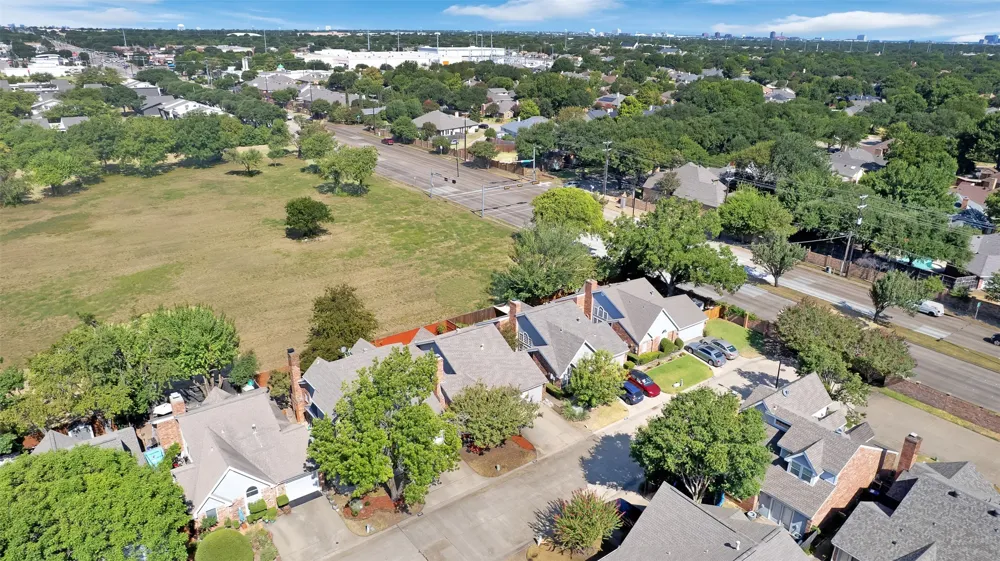 3021 Waterfront Circle Garland, TX 75042