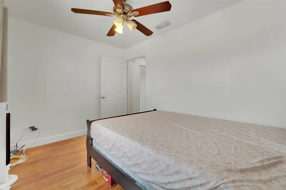 3021 Waterfront Circle Garland, TX 75042