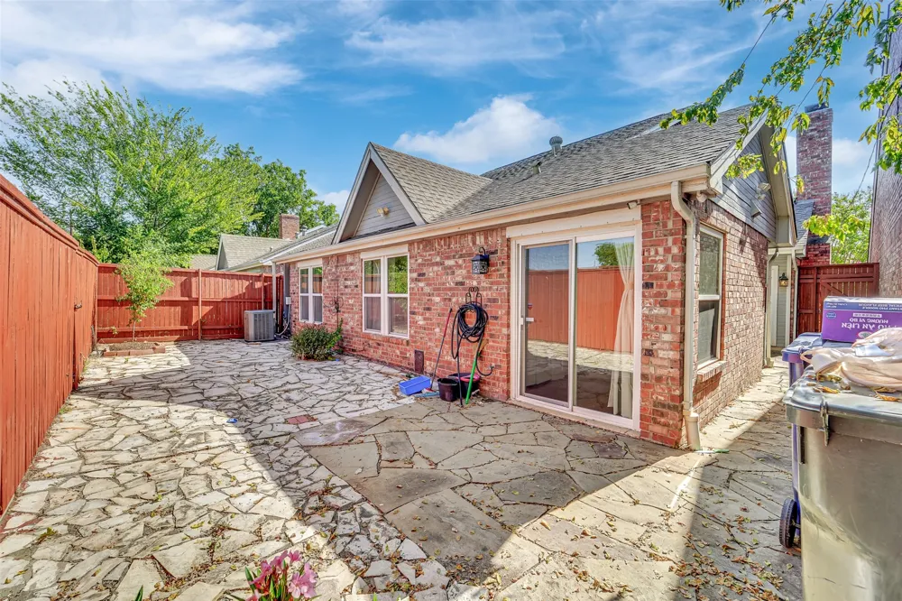 3021 Waterfront Circle Garland, TX 75042