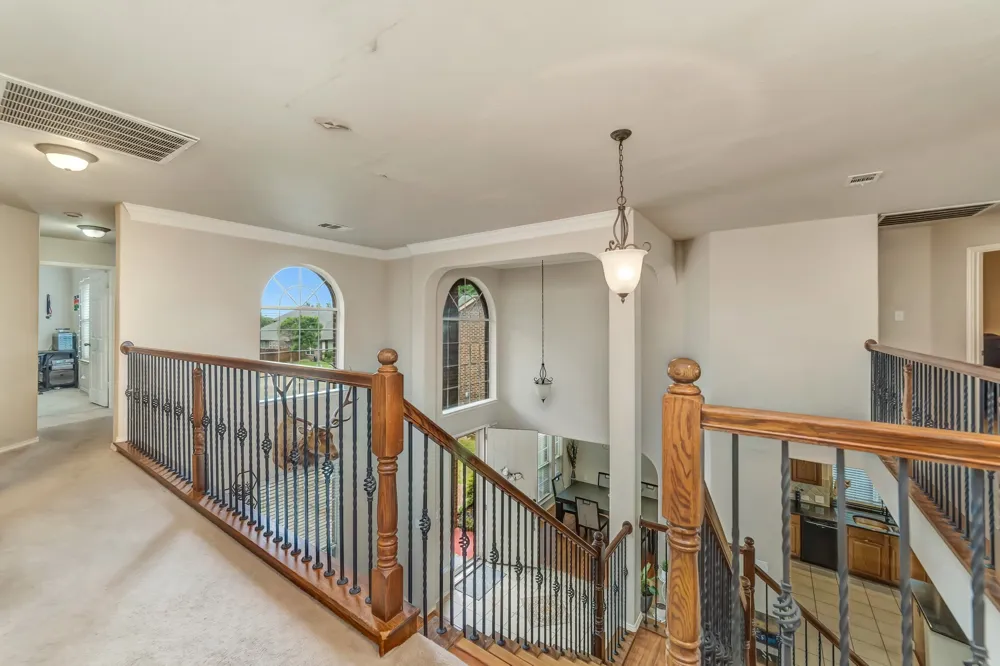 2312 Tawny Owl Road Grand Prairie, TX 75052