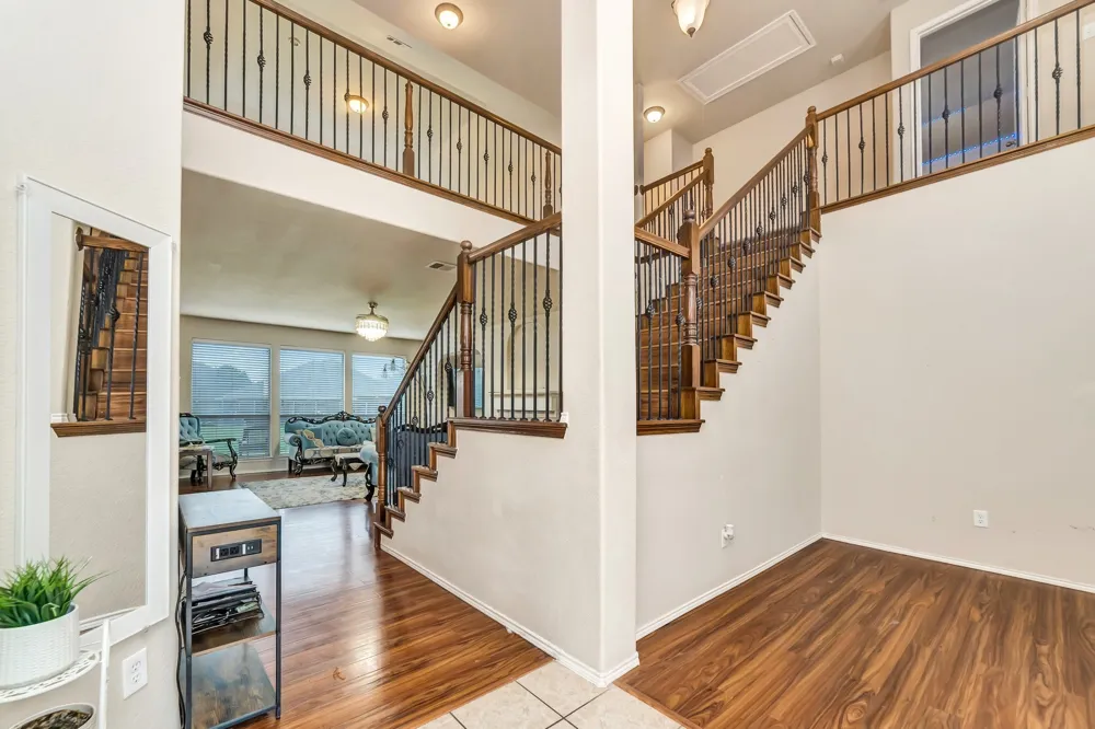 2312 Tawny Owl Road Grand Prairie, TX 75052