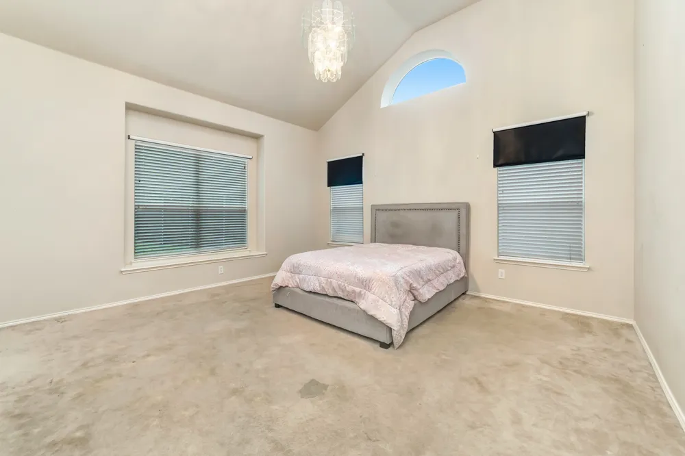 2312 Tawny Owl Road Grand Prairie, TX 75052